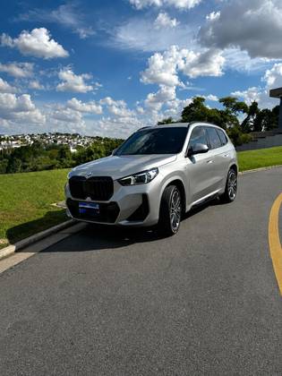 BMW X1 2.0 16V TURBO GASOLINA SDRIVE20I M SPORT STEPTRONIC BMW X1 2.0 16V TURBO GASOLINA SDRIVE20I M SPORT STEPTRONIC